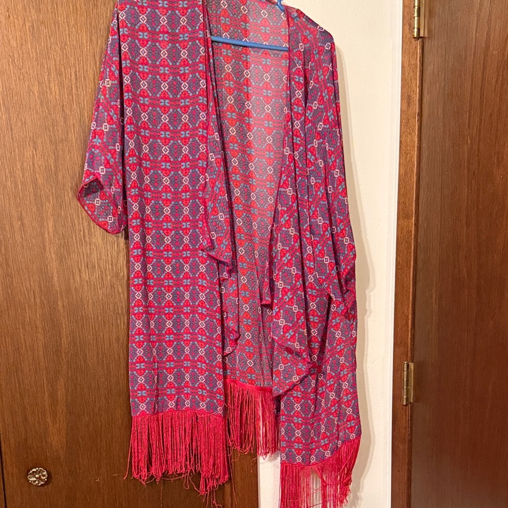 LuLaRoe Red and Blue Patterned Kimono